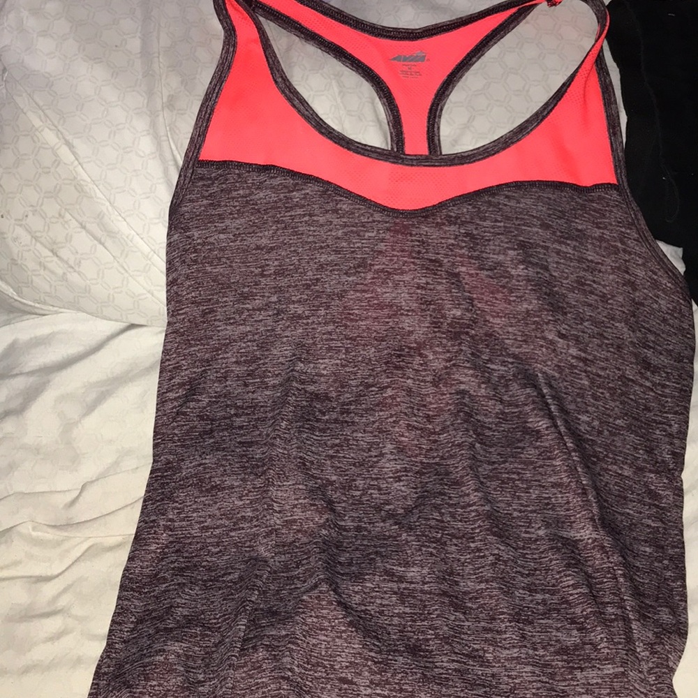 Exercise shirt